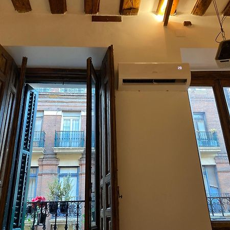 Hortaleza 4, Preciso Estudio En Chueca Junto A La Gran Via De Madrid Exteriér fotografie
