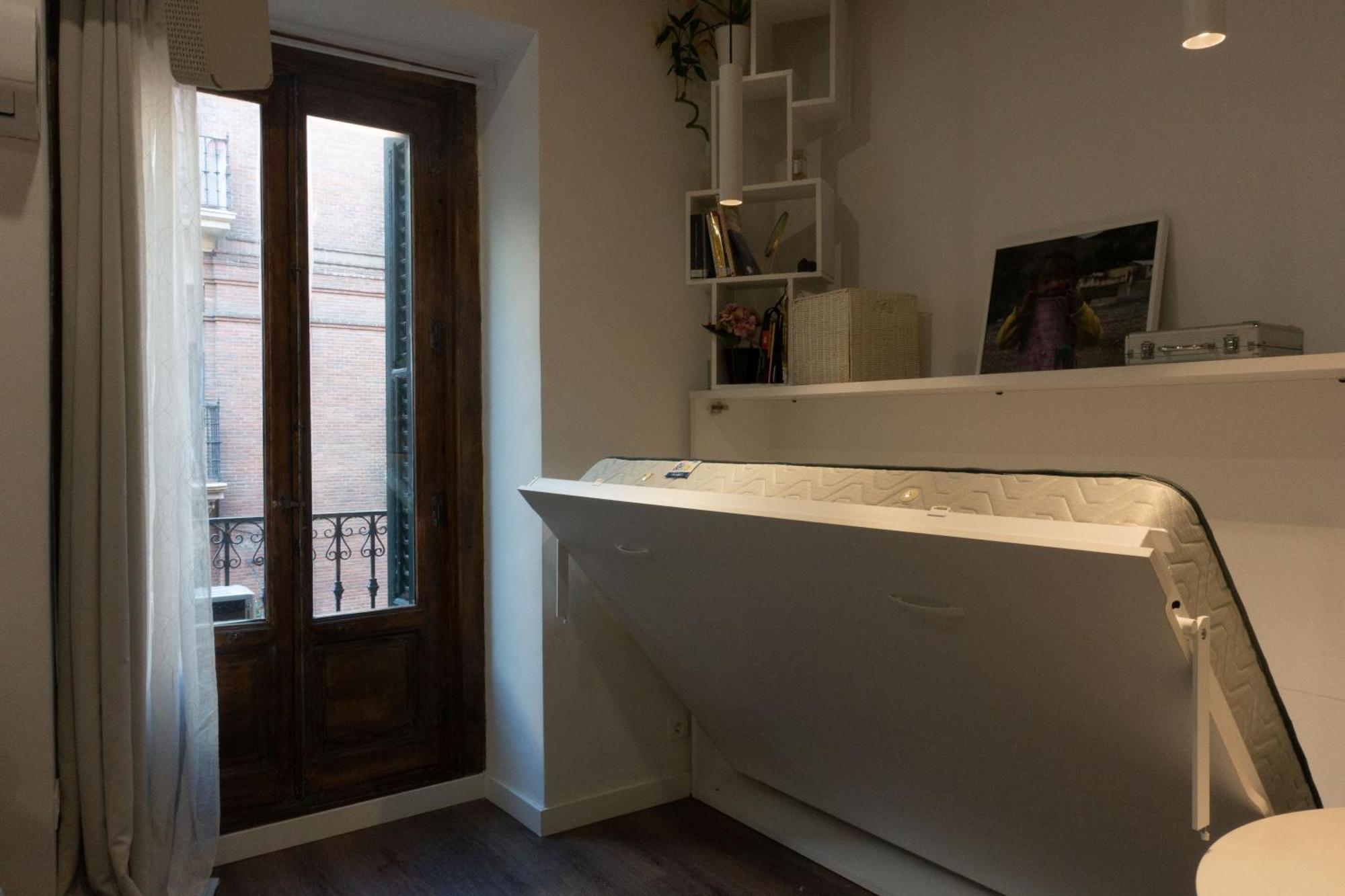 Hortaleza 4, Preciso Estudio En Chueca Junto A La Gran Via De Madrid Exteriér fotografie